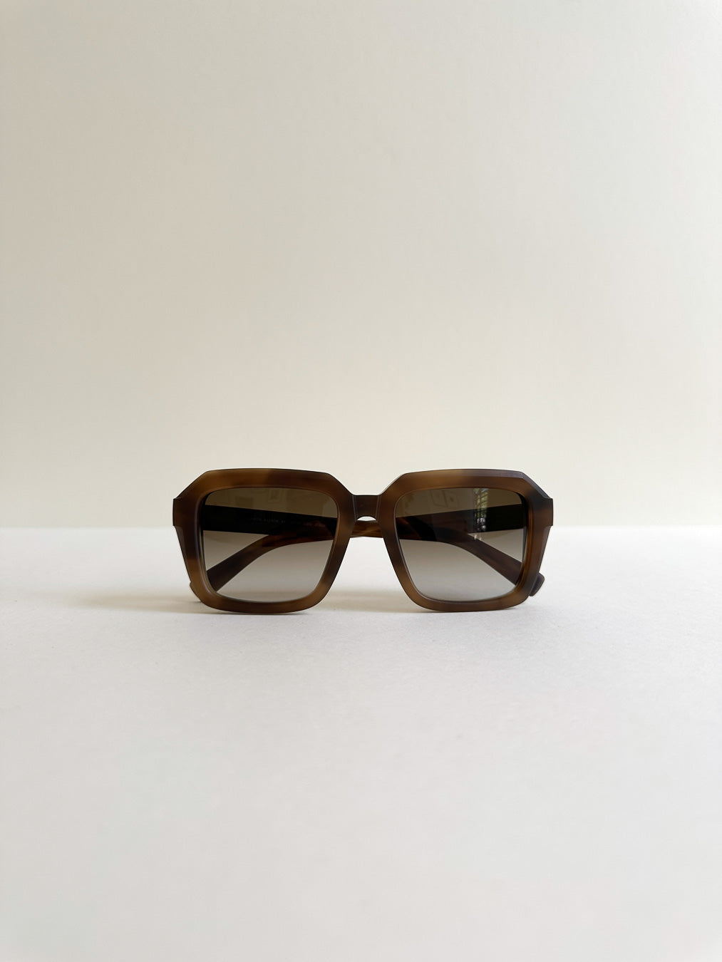 Mykita brown Kilenda timeless sunglasses frame. Acetate. Craftsmanship. Amsterdam.